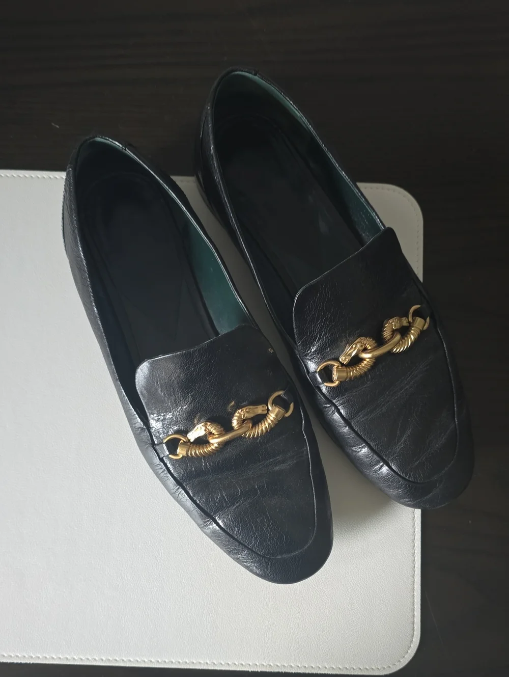 Tory Burch Black Leather Womens Bit Loafers with Gold Hardware